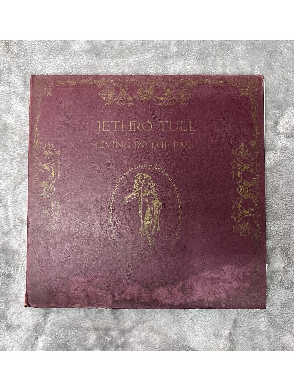 JETHRO TULL Living In The Past 2LPs UK Press w/ hard jacket & inner booklet CJT1